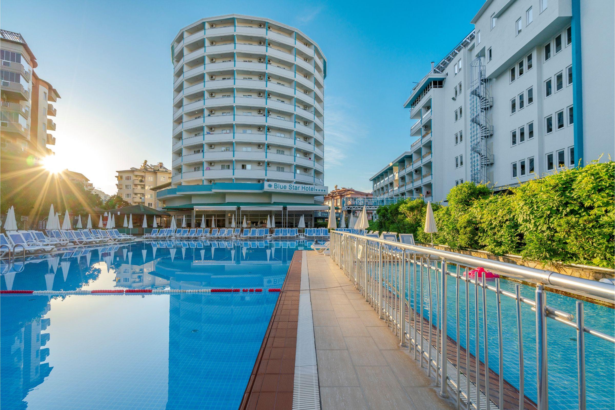Blue Star Hotel Αλάνια Εξωτερικό φωτογραφία