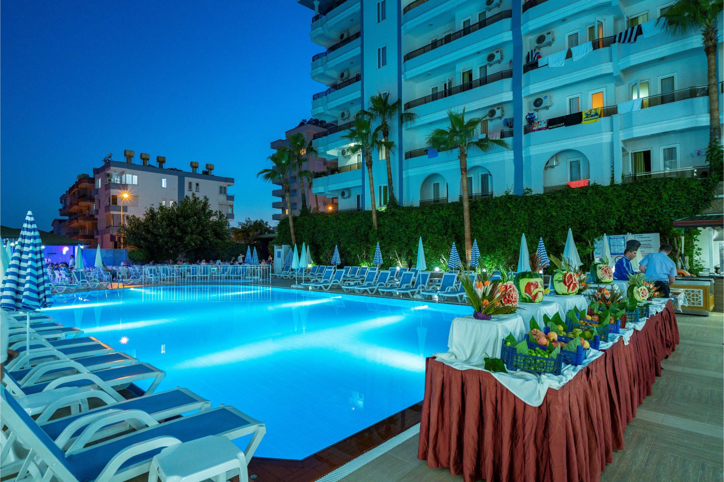 Blue Star Hotel Αλάνια Εξωτερικό φωτογραφία
