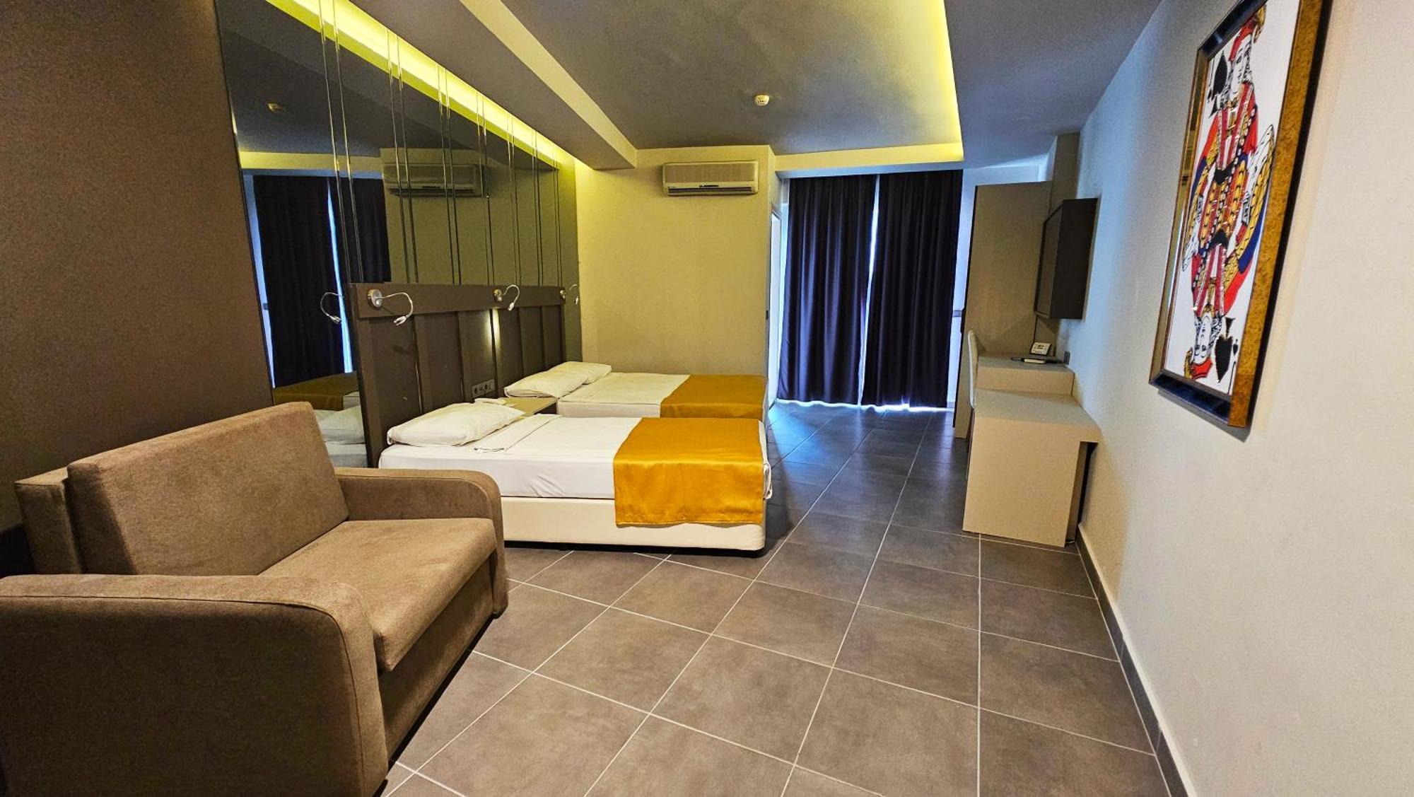 Blue Star Hotel Αλάνια Εξωτερικό φωτογραφία