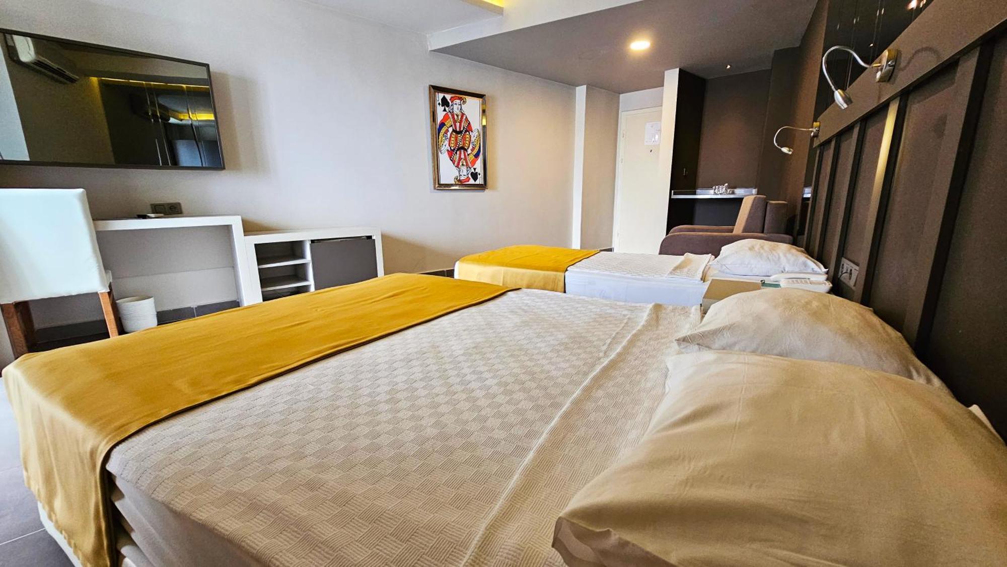 Blue Star Hotel Αλάνια Εξωτερικό φωτογραφία